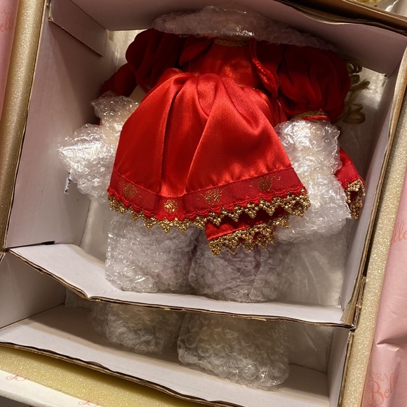 Marie Osmond large porceline doll. Jingle Belle - Picture 3 of 9